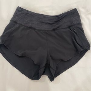 Outdoor Voices Hudson 2.5” Shorts